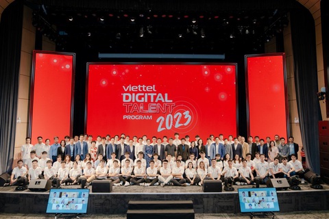 Chủ tịch Viettel: Doanh nghiệp có trách nhiệm tham gia đào tạo nhân sự thế hệ mới- Ảnh 3. Chủ tịch Viettel: Doanh nghiệp có trách nhiệm tham gia đào tạo nhân sự thế hệ mới- Ảnh 3.