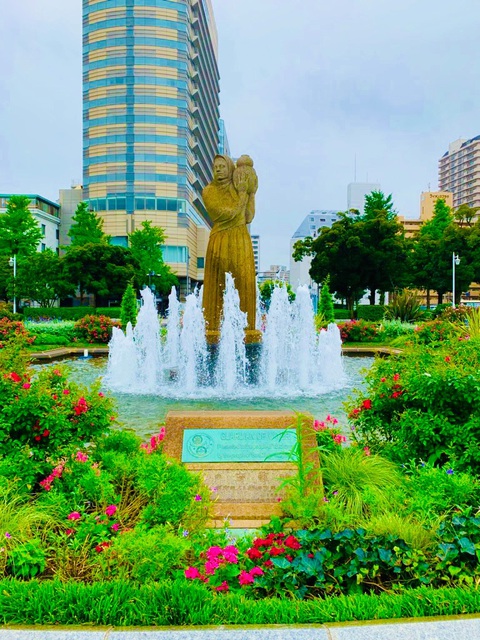 Tượng “Guardian of Water” ở Công viên Yamashita - Ảnh: Yokohama Visitors Guide Tượng “Guardian of Water” ở Công viên Yamashita - Ảnh: Yokohama Visitors Guide