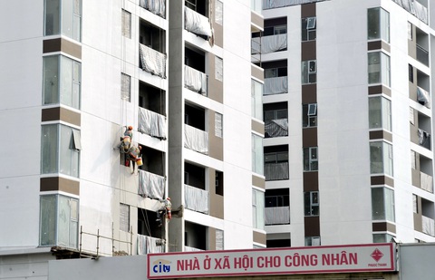 Công nhân thi công xây dựng khu nhà ở xã hội dành cho công nhân tại phường Thạnh Mỹ Lợi, TP Thủ Đức (TP.HCM) chiều 3-11 - Ảnh: TỰ TRUNG Công nhân thi công xây dựng khu nhà ở xã hội dành cho công nhân tại phường Thạnh Mỹ Lợi, TP Thủ Đức (TP.HCM) chiều 3-11 - Ảnh: TỰ TRUNG