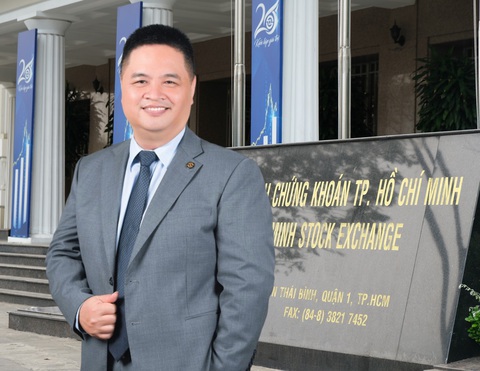 Phó tổng giám đốc HoSE thôi chức để đi du học- Ảnh 1. Ông Nguyễn Vũ Quang Trung thôi giữ chức phó tổng giám đốc tại HoSE - Ảnh: BÔNG MAI