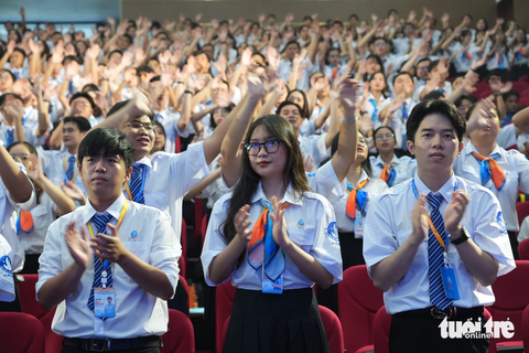 Sáng nay bế mạc Đại hội Hội Sinh viên Việt Nam TP.HCM lần VII - Ảnh 1. Đại biểu dự phiên bế mạc Đại hội Hội Sinh viên Việt Nam TP.HCM lần VII sáng 5-11 - Ảnh: HỮU HẠNH