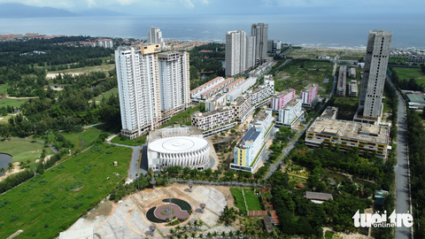 Cảnh tiêu điều ở siêu dự án Cocobay giáp ranh Đà Nẵng và Quảng Nam - Ảnh 2. Cocobay Đà Nẵng là tổ hợp có nhiều loại hình như du lịch, giải trí, condotel