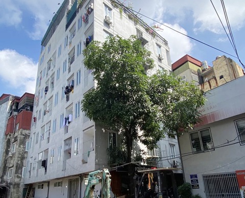 Chung cư mini trong ngõ 62, phố Hạ Đình, quận Thanh Xuân, TP Hà Nội - Ảnh: B.NGỌC Chung cư mini trong ngõ 62, phố Hạ Đình, quận Thanh Xuân, TP Hà Nội - Ảnh: B.NGỌC