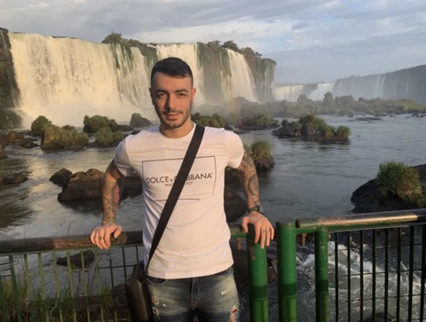 Hai bộ trưởng Uruguay từ chức vì nghi cấp hộ chiếu cho tay buôn ma túy - Ảnh 1. Tay buôn ma túy bị truy nã Sebastian Marset - Ảnh: AFP