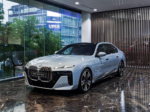 Tin tức giá xe: Hàng loạt xe giảm giá tới nửa tỉ đồng - Ảnh 7. Tin tức giá xe: Hàng loạt xe giảm giá tới nửa tỉ đồng - Ảnh 7.