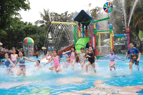 Công viên nước Đầm Sen lãi kỷ lục- Ảnh 1. Công viên nước Đầm Sen báo lãi tăng mạnh nhờ đón hàng triệu lượt khách năm 2023 - Ảnh: Website DN