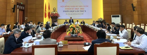 Công nhận 589 ứng viên đạt chuẩn giáo sư, phó giáo sư năm 2023 - Ảnh 1. Hội đồng Giáo sư nhà nước họp phiên họp lần thứ 10 - Ảnh: HĐGSNN