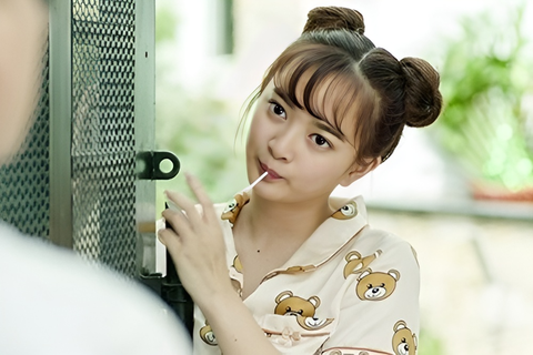Kaity Nguyễn chọn Ngô Thanh Vân làm hình mẫu - Ảnh 4. Vai diễn đầu tiên của Kaity Nguyễn là Linh Đan trong phim "Em chưa 18" - Ảnh chụp màn hình