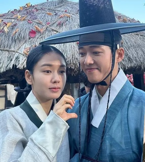 Cặp đôi diễn viên chính được yêu thích của bộ phim My Dearest - Ảnh: SOOMPI Cặp đôi diễn viên chính được yêu thích của bộ phim My Dearest - Ảnh: SOOMPI
