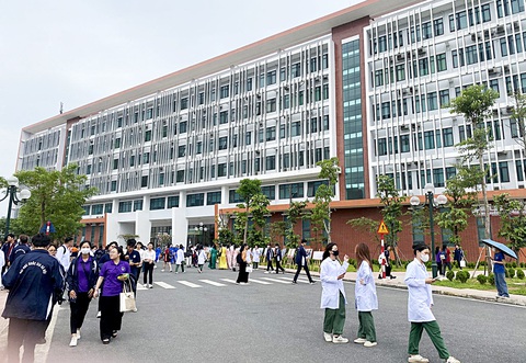 Đại học Quốc gia Hà Nội tại Hòa Lạc đã đủ điều kiện vật chất, đáp ứng nhu cầu học tập cho khoảng 7.000 sinh viên - Ảnh: NGUYÊN BẢO Đại học Quốc gia Hà Nội tại Hòa Lạc đã đủ điều kiện vật chất, đáp ứng nhu cầu học tập cho khoảng 7.000 sinh viên - Ảnh: NGUYÊN BẢO