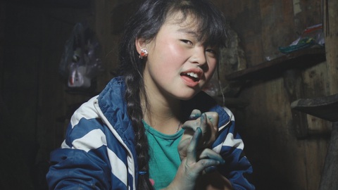 Phim "Những đứa trẻ trong sương" lọt danh sách rút gọn (top 15) giải Oscars 2023 - hạng mục Phim tài liệu xuất sắc nhất - Ảnh: ĐPCC Phim "Những đứa trẻ trong sương" lọt danh sách rút gọn (top 15) giải Oscars 2023 - hạng mục Phim tài liệu xuất sắc nhất - Ảnh: ĐPCC