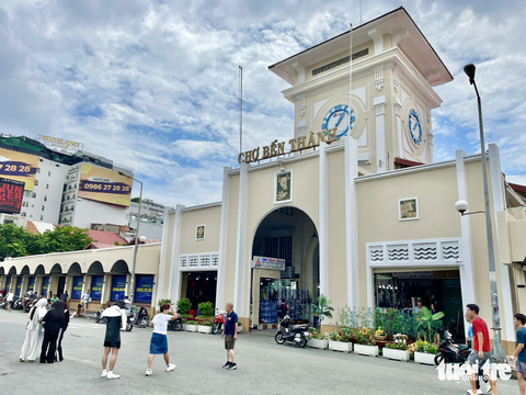 Tiết giảm hạng mục cải tạo chợ Bến Thành để giảm khó khăn cho thương nhân - Ảnh 1. Chợ Bến Thành - Ảnh: CHÂU TUẤN