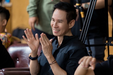Lý Hải hé lộ chi tiết khủng trong dự án phim 'Lật Mặt 7' - Ảnh 2. Lý Hải bỏ ăn, casting suốt 16 tiếng liên tục