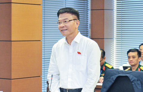 Đại biểu Quốc hội: Đề xuất phạt 30 - 50% giá trị tài sản trúng đấu giá nếu bỏ cọc - Ảnh 3. Bộ trưởng Lê Thành Long - Ảnh: GIA HÂN