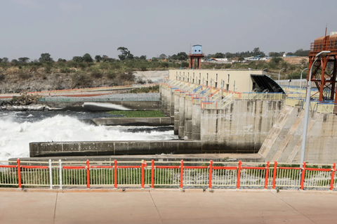 Đập Karuma do Trung Quốc hỗ trợ tại nhà máy thủy điện Karuma ở Kiryandongo, Uganda - Ảnh: CNN Đập Karuma do Trung Quốc hỗ trợ tại Nhà máy thủy điện Karuma ở Kiryandongo, Uganda - Ảnh: CNN