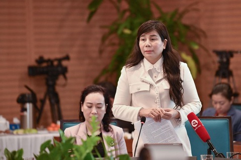 Cựu phó chủ tịch quận Hà Đông khiếu nại Hà Nội vì quyết định cho nghỉ việc nhưng 'không thông báo' - Ảnh 1. Cựu phó chủ tịch UBND quận Hà Đông Phạm Thị Hòa thời điểm còn đương chức - Ảnh: UBND TP Hà Nội