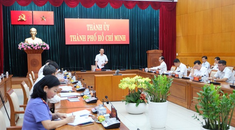 Bí thư Nguyễn Văn Nên đề nghị các báo mở chuyên trang về chống tham nhũng - Ảnh 1. Bí thư Nguyễn Văn Nên phát biểu tại phiên họp Ban chỉ đạo phòng, chống tham nhũng, tiêu cực TP.HCM sáng 9-11 - Ảnh: TIẾN LONG