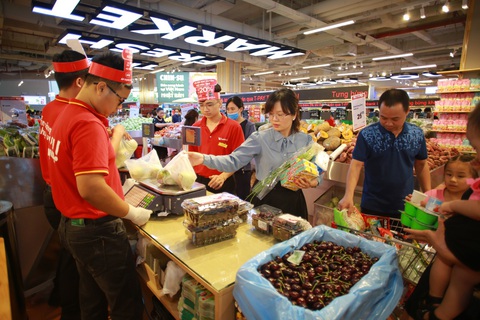 Wincommerce tung hàng loạt chương trình ưu đãi - Ảnh 1. WinCommerce đẩy mạnh phân phối đa dạng hàng hóa với giá thành phải chăng