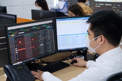Tin tức sáng 14-12: Đình chỉ giao dịch loạt mã cổ phiếu UPCoM từ 15-12- Ảnh 5. Ảnh minh họa: BÔNG MAI