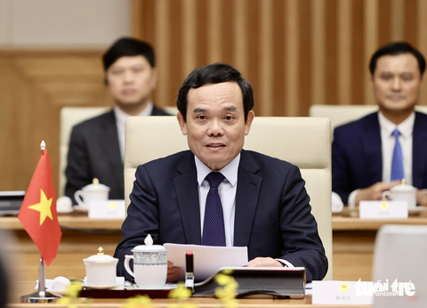 Đề nghị Trung Quốc tăng thông quan, mở cửa thị trường cho hàng hóa Việt Nam- Ảnh 3. Phó thủ tướng Trần Lưu Quang nêu nhiều đề nghị tạo điều kiện hơn cho giao thương, đặc biệt là hàng hóa Việt Nam sang Trung Quốc - Ảnh: NGUYỄN KHÁNH