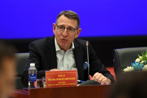 700 đại biểu sẽ dự Diễn đàn hợp tác kinh tế Horasis châu Á 2023 tại Bình Dương- Ảnh 1. Tiến sĩ Frank-Jürgen Richter, chủ tịch Horasis, cho hay nhiều lãnh đạo cấp cao, doanh nghiệp lớn từ nhiều nước trên thế giới sẽ tham dự Diễn đàn Horasis châu Á 2023 tại Bình Dương - Ảnh: A LỘC