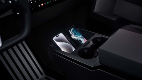 Tesla Cybertruck chính thức ra mắt: Kỳ vọng xen lẫn thất vọng- Ảnh 20. Tesla Cybertruck chính thức ra mắt: Kỳ vọng xen lẫn thất vọng- Ảnh 20.