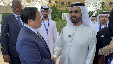 Thủ tướng Phạm Minh Chính gặp Thủ tướng UAE Mohammed bin Rashid Al Maktoum - Ảnh: Bộ Ngoại giao Thủ tướng Phạm Minh Chính gặp Thủ tướng UAE Mohammed bin Rashid Al Maktoum - Ảnh: Bộ Ngoại giao