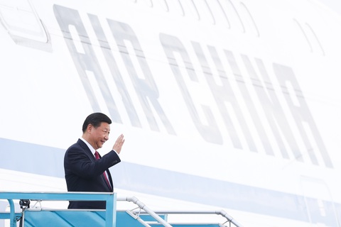 Nhìn lại ba lần ông Tập Cận Bình thăm Việt Nam- Ảnh 6. Tổng bí thư, Chủ tịch nước Trung Quốc Tập Cận Bình trở lại Việt Nam trong chuyến thăm cấp nhà nước, kết hợp dự Hội nghị các lãnh đạo kinh tế APEC tại Đà Nẵng vào tháng 11-2017 - Ảnh: NGUYỄN KHÁNH