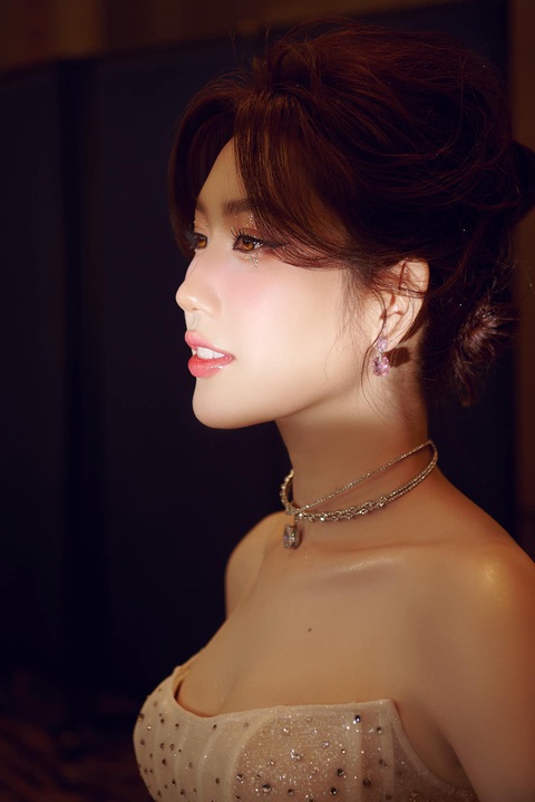 Thúy Ngân chạm ngõ điện ảnh, thỏa sức ở sân chơi lớn- Ảnh 1. Thúy Ngân - nữ diễn viên đa tài của màn ảnh Việt.