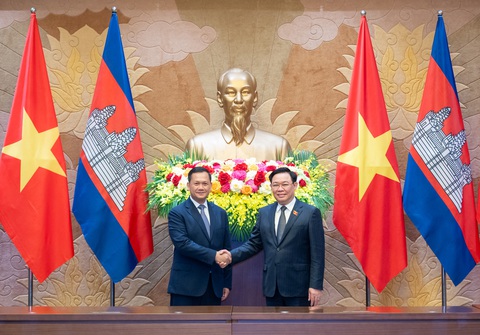 Chủ tịch Quốc hội Vương Đình Huệ tiếp Thủ tướng Vương quốc Campuchia Hun Manet - Ảnh: quochoi.vn Chủ tịch Quốc hội Vương Đình Huệ tiếp Thủ tướng Vương quốc Campuchia Hun Manet - Ảnh: quochoi.vn