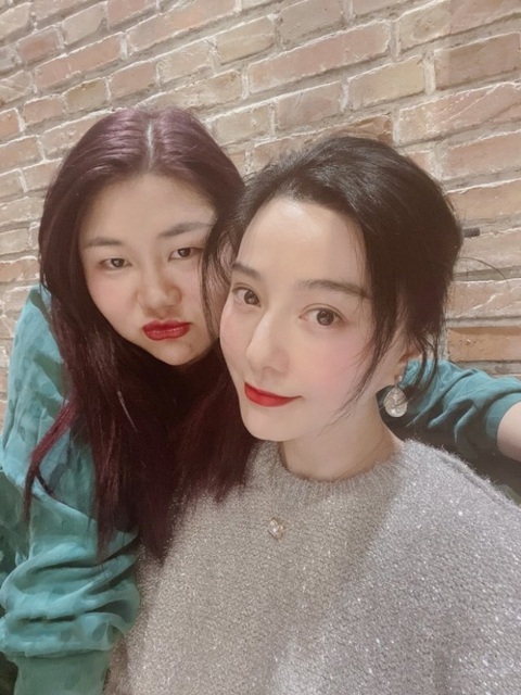Dương Thiên Chân là người tạo nên thương hiệu Phạm Gia của Phạm Băng Băng Dương Thiên Chân là người tạo nên thương hiệu Phạm Gia của Phạm Băng Băng