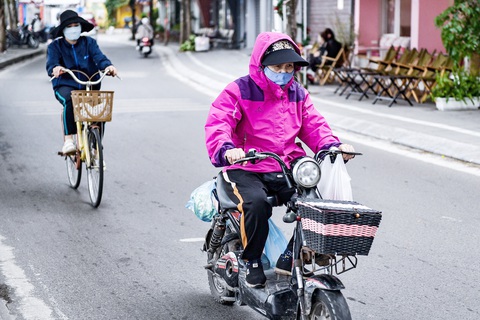 Thời tiết hôm nay 26-12: Bắc Bộ tiếp tục rét, Nam Bộ lạnh vào sáng sớm- Ảnh 1. Hôm nay 26-12, thời tiết Bắc Bộ trời rét nhưng nắng - Ảnh: NAM TRẦN