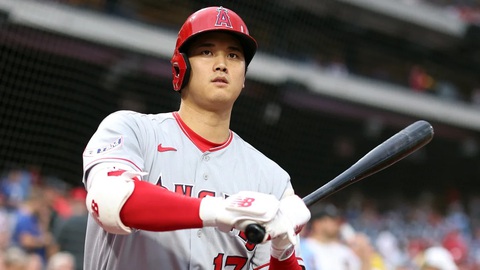 Siêu sao Shohei Ohtani gia nhập đội bóng của ông chủ Chelsea với giá cao hơn cả Ronaldo và Messi- Ảnh 1. Shohei Ohtani là bản hợp đồng lớn nhất trong lịch sử MLB - Ảnh: GETTY IMAGES