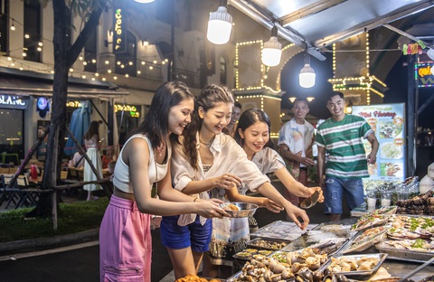 8Wonder cùng Wake Up Festival thổi bùng du lịch lễ hội tại Phú Quốc- Ảnh 9. Siêu nhạc hội 8Wonder Winter sẽ “khuấy động” đảo ngọc ngày 16/12/2023 bằng hàng loạt hoạt động tưng bừng được. Ảnh: Đ.H