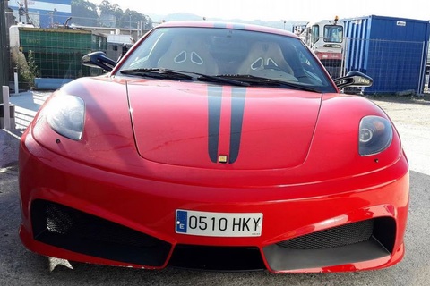 Ferrari tặng quà cho người mách hãng những trường hợp vi phạm bản quyền- Ảnh 1. Ngay cả những mẫu xe độ nhái Ferrari không giống hàng thật mấy cũng bị ngựa chồm Ý để ý - Ảnh: CarBuzz