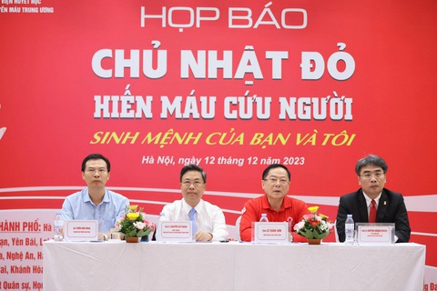 Họp báo chương trình Chủ Nhật Đỏ lần thứ 16 - Ảnh: DUY PHẠM Họp báo chương trình Chủ nhật đỏ lần thứ 16 - Ảnh: DUY PHẠM