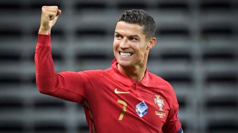 Ronaldo là VĐV được tìm kiếm nhiều nhất trên Google trong 25 năm- Ảnh 1. Ronaldo trở thành vận động viên được tìm kiếm nhiều nhất trên Google trong 25 năm qua - Ảnh: Getty