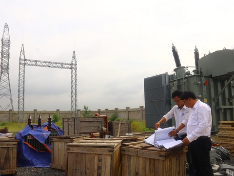Quy hoạch chồng lấn, nhiều dự án điện ở Đồng Nai chậm tiến độ- Ảnh 1. Trạm biến áp 110kV Giang Điền khởi công từ 2016 nhưng do vướng mặt bằng thi công một số móng trụ nên đến giờ vẫn chưa thể đấu nối đưa vào vận hành - Ảnh: H.M.