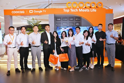 Coocaa mang thế giới tương lai đến gần người tiêu dùng Việt Nam hơn- Ảnh 4. Buổi triển lãm Coocaa - Ảnh: Đ.H.