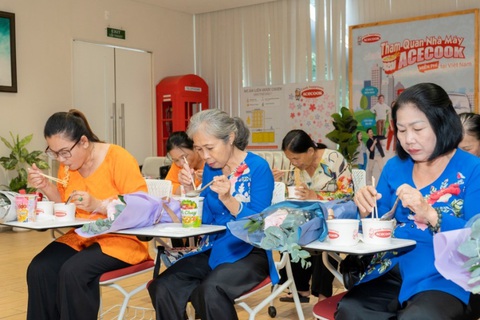 Ấn tượng với chương trình tham quan nhà máy Acecook Việt Nam- Ảnh 1. Ấn tượng với chương trình tham quan nhà máy Acecook Việt Nam- Ảnh 1.