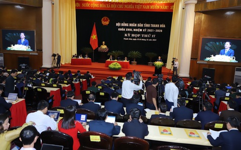 Lấy phiếu tín nhiệm ở Thanh Hóa: Nhiều người không có phiếu tín nhiệm thấp- Ảnh 1. Toàn cảnh kỳ họp HĐND tỉnh Thanh Hóa ngày 12-12 - Ảnh: HÀ ĐỒNG