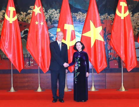 Thường trực Ban Bí thư Trương Thị Mai hội đàm Ủy viên Thường vụ Bộ Chính trị Trung Quốc- Ảnh 1. Thường trực Ban Bí thư Trương Thị Mai và ông Thái Kỳ, ủy viên Thường vụ Bộ Chính trị Trung Quốc, tại cuộc hội đàm - Ảnh: TTXVN