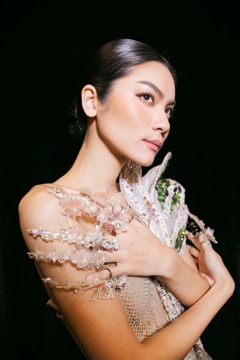 Quán quân Vietnam's Next Top Model All Stars 2017 Kim Dung - Ảnh: KIẾNG CẬN TEAM Quán quân Vietnam's Next Top Model All Stars 2017 Kim Dung - Ảnh: KIẾNG CẬN TEAM