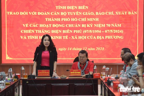 Đoàn báo chí TP.HCM khởi hành về nguồn ‘Hành trình qua miền Tây Bắc'- Ảnh 3. Ban Tuyên giáo Tỉnh ủy Điện Biên có buổi làm việc với đoàn cán bộ tuyên giáo, báo chí, xuất bản TP.HCM - Ảnh: TỰ TRUNG