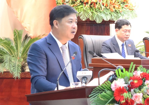 Đà Nẵng: Không để xảy ra tình trạng 'vốn chờ dự án đủ thủ tục'- Ảnh 1. Ông Lương Nguyễn Minh Triết - chủ tịch HĐND TP Đà Nẵng - phát biểu bế mạc kỳ họp thứ 15 - Ảnh: LÊ TRUNG