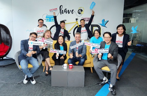 Home Credit và Traveloka hợp tác chiến lược- Ảnh 4. Đội ngũ Home Credit Việt Nam cùng Traveloka hợp tác dự án Home PayLater - Ảnh: Home Credit