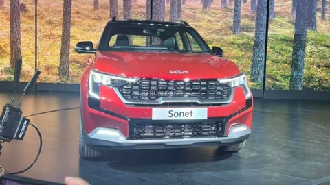 Kia Sonet 2024 ra mắt: Nâng cấp khá toàn diện, sớm về Việt Nam đấu Toyota Raize- Ảnh 1. Kia Sonet facelift chính thức ra mắt tại Ấn Độ - Ảnh: Rushlane
