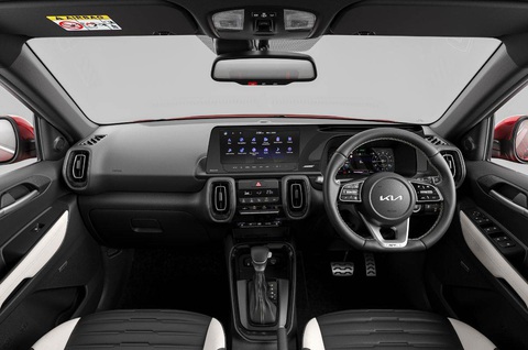 Kia Sonet 2024 ra mắt: Nâng cấp khá toàn diện, sớm về Việt Nam đấu Toyota Raize- Ảnh 4. Nội thất xe xuất hiện bảng đồng hồ kỹ thuật số giống Seltos - Ảnh: Kia