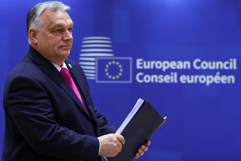 Thủ tướng Hungary Viktor Orban tại Hội nghị thượng đỉnh lãnh đạo các nước EU ở Brussels hôm 14-12- Ảnh: REUTERS Thủ tướng Hungary Viktor Orban tại Hội nghị thượng đỉnh lãnh đạo các nước EU ở Brussels hôm 14-12 - Ảnh: REUTERS