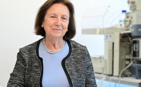 Bà Svetlana Mojsov hiện là nhà hóa sinh tại Đại học Rockefeller ở Thành phố New York, Mojsov đóng vai trò then chốt trong việc xác định và mô tả đặc điểm dạng hoạt động của GLP-1, nền tảng tạo ra thuốc giảm cân - Ảnh: THE ROCKEFELLER UNIVERSITY Nhà hóa sinh Svetlana Mojsov - Ảnh: THE ROCKEFELLER UNIVERSITY